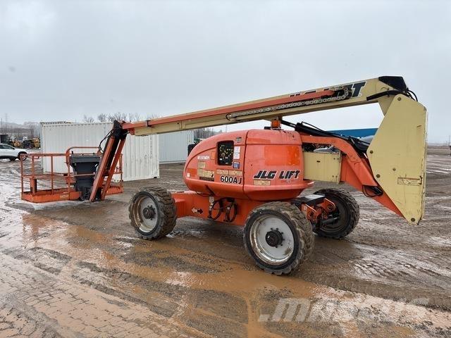 JLG 600AJ Zglobne dvižne ploščadi
