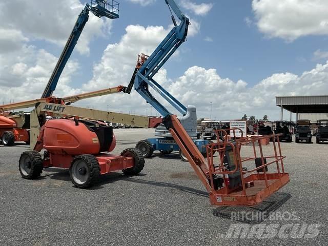 JLG 600AJ Zglobne dvižne ploščadi