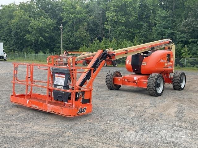 JLG 600AJ Zglobne dvižne ploščadi