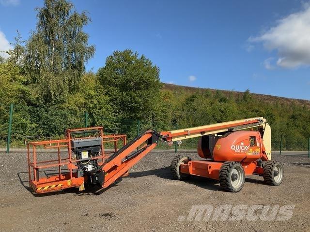 JLG 600AJ Zglobne dvižne ploščadi