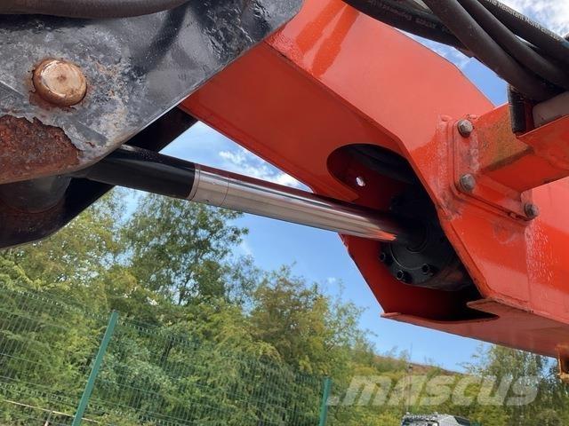 JLG 600AJ Zglobne dvižne ploščadi