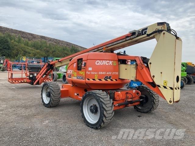 JLG 600AJ Zglobne dvižne ploščadi