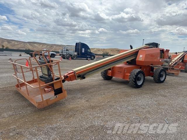 JLG 600S Teleskopske dvižne ploščadi