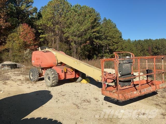 JLG 600S Teleskopske dvižne ploščadi