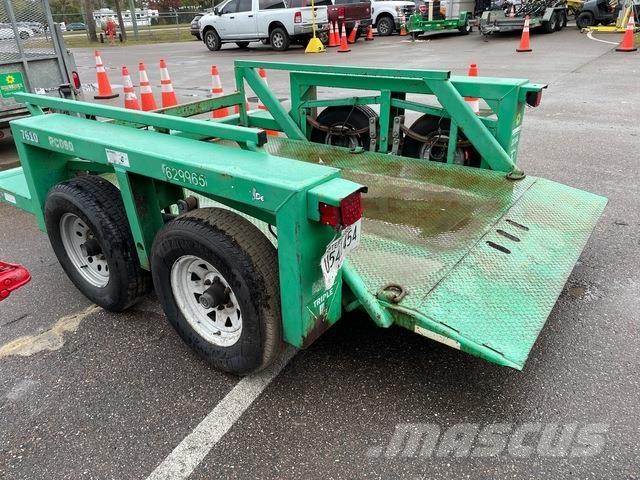 JLG 7610 Nizki nakladalci