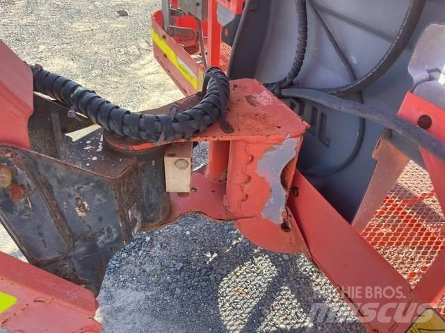 JLG 800 AJ Drugo