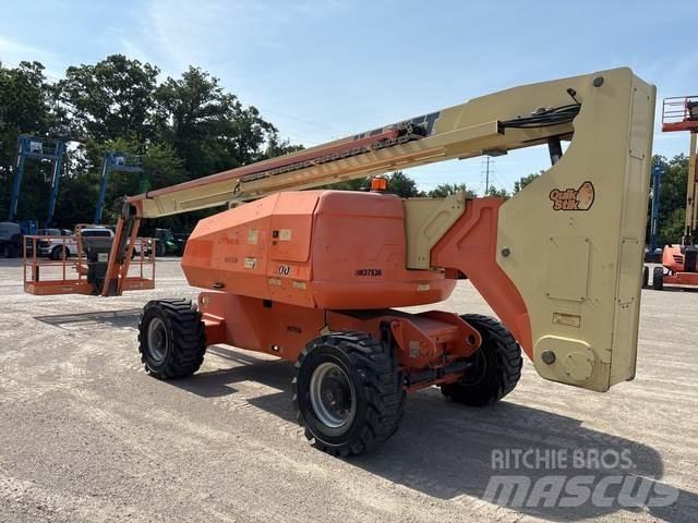 JLG 800AJ Zglobne dvižne ploščadi