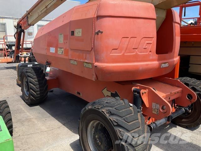 JLG 800AJ Zglobne dvižne ploščadi