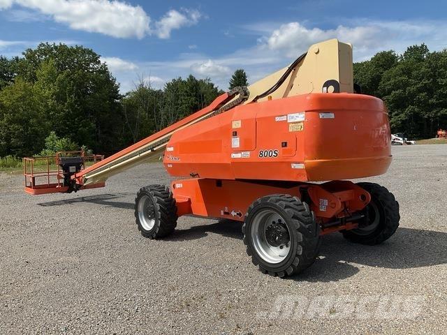 JLG 800S Teleskopske dvižne ploščadi