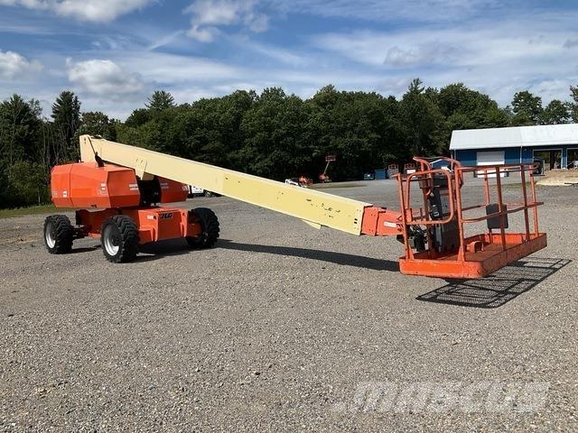 JLG 800S Teleskopske dvižne ploščadi