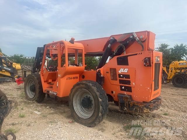 JLG 8042 Teleskopski viličarji