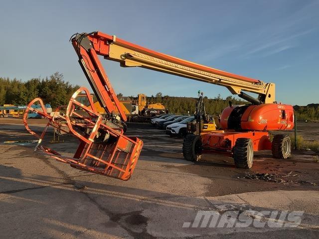 JLG 860SJ Zglobne dvižne ploščadi