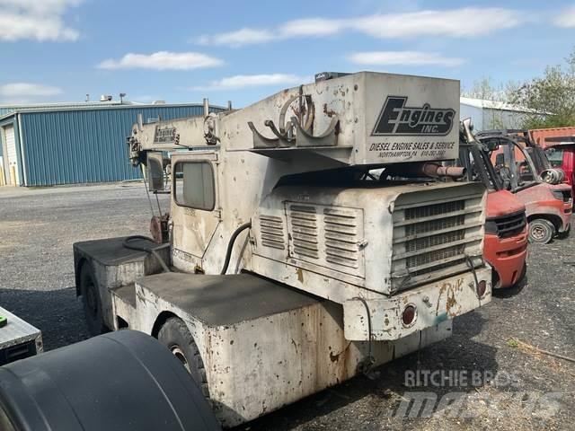 JLG 886 Druga dvigala/žerjavi