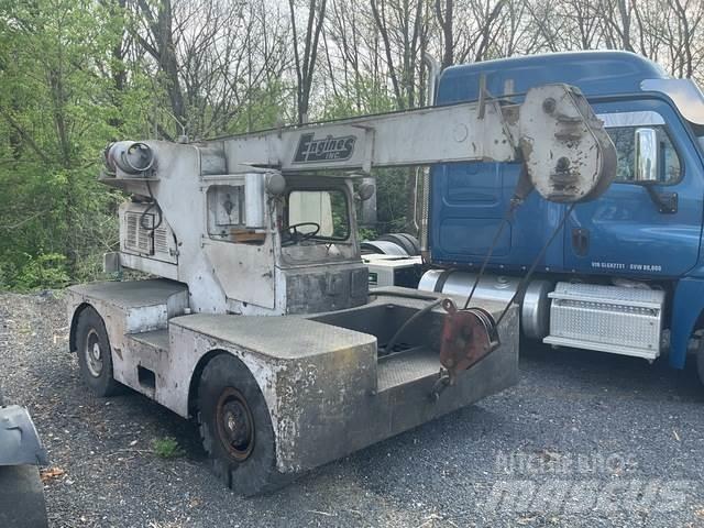 JLG 886 Druga dvigala/žerjavi