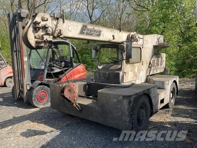 JLG 886 Druga dvigala/žerjavi