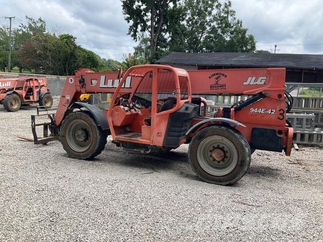 JLG 944E-42 Teleskopski viličarji