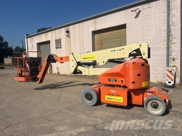 JLG E400AJPN Articulated boom lifts