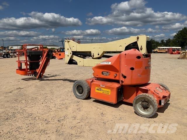 JLG E400AJPN Zglobne dvižne ploščadi
