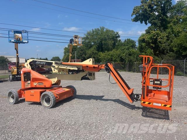 JLG E450AJ Zglobne dvižne ploščadi