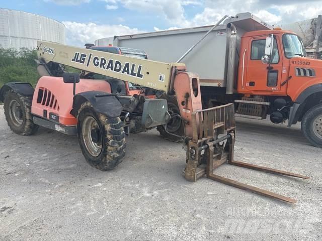 JLG G6-42A Teleskopski viličarji
