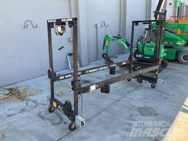 JLG Straddle Drugo