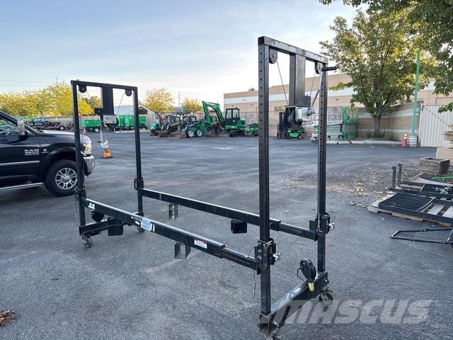 JLG Straddle Gradbeništvo - drugo