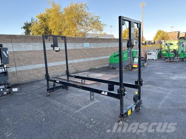 JLG Straddle Gradbeništvo - drugo