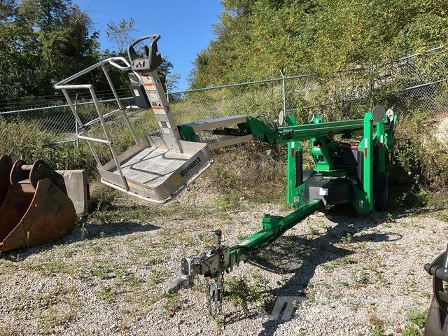 JLG T500J Vlečne dvižne ploščadi