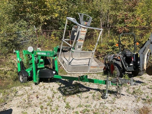JLG T500J Vlečne dvižne ploščadi