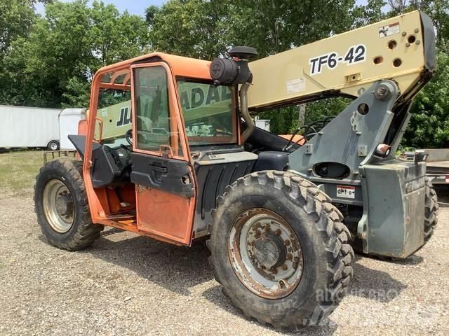 JLG TF6 42A Teleskopski viličarji