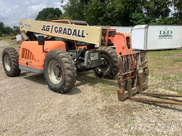 JLG TF6 42A Teleskopski viličarji