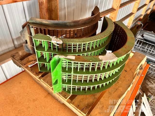 John Deere  Drugo