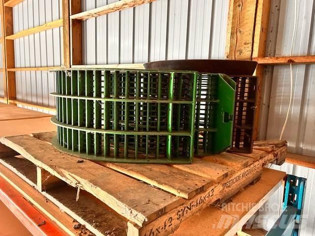 John Deere  Drugo
