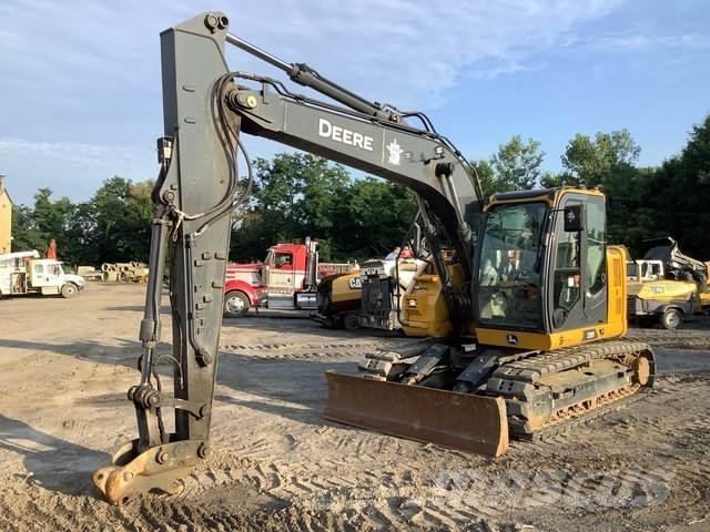 John Deere 135 Bagri goseničarji