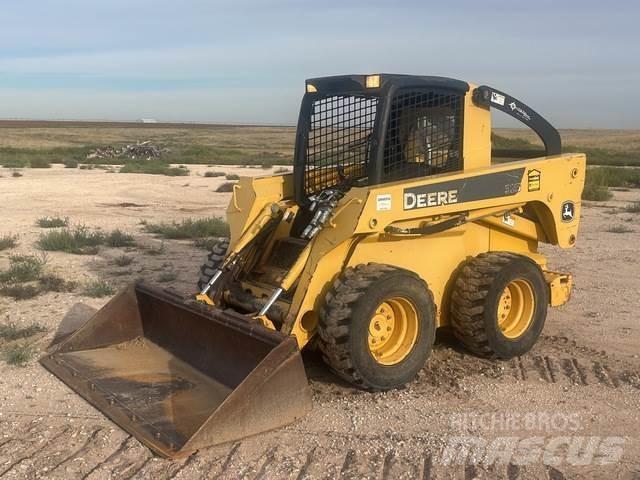 John Deere 325 Skid steer mini nakladalci