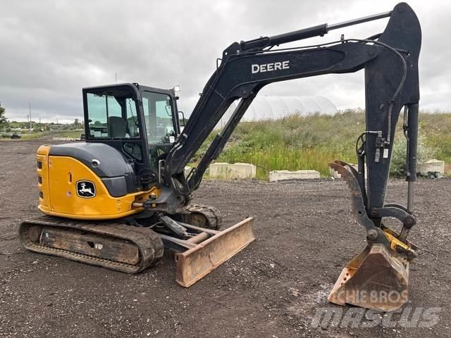 John Deere 60G Bagri goseničarji
