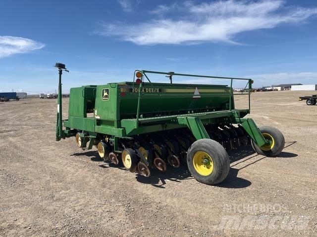 John Deere 750 Sejalnice