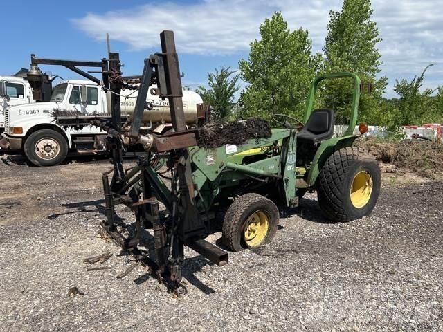 John Deere 750 Manjši traktorji