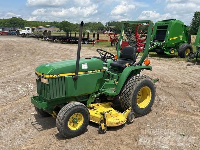 John Deere 770 Manjši traktorji