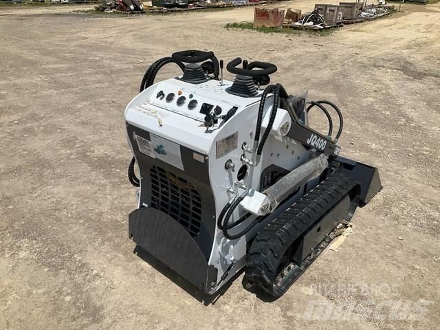 JQ Power JQ400 Skid steer mini nakladalci