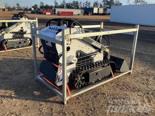 JQ Power JQ400 Skid steer mini nakladalci