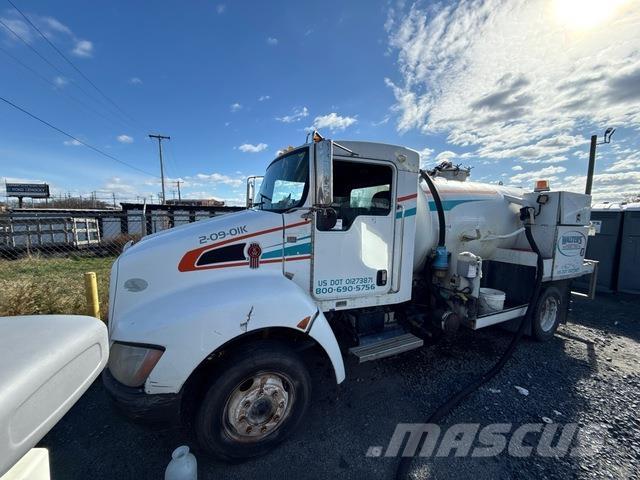 Kenworth  Vakuumski tovornjaki