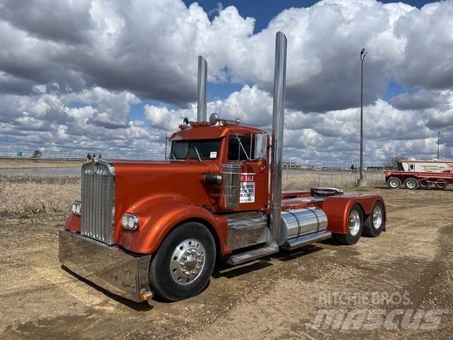 Kenworth 925 Vlačilci
