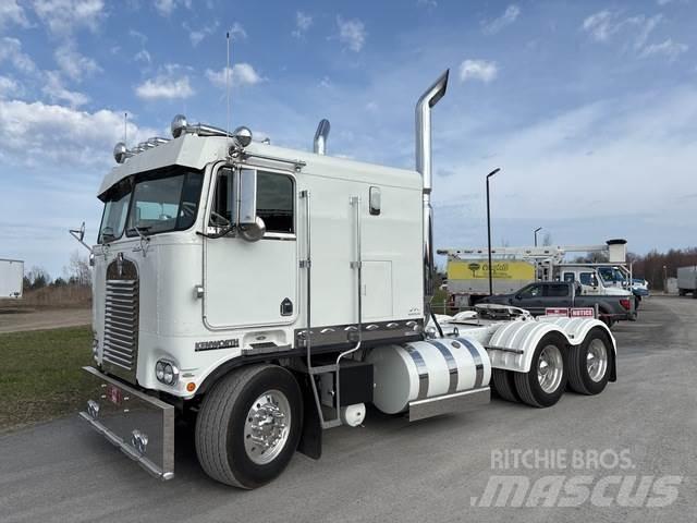 Kenworth K100 Kabine in notranjost
