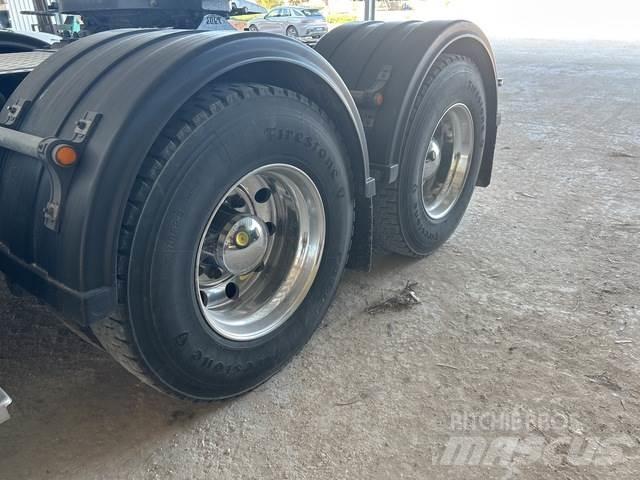 Kenworth T409 Vlačilci