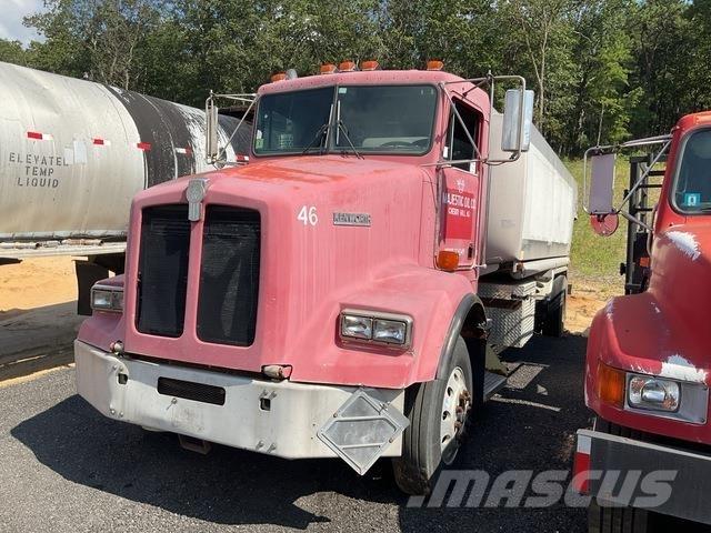 Kenworth T450B Tovornjaki cisterne