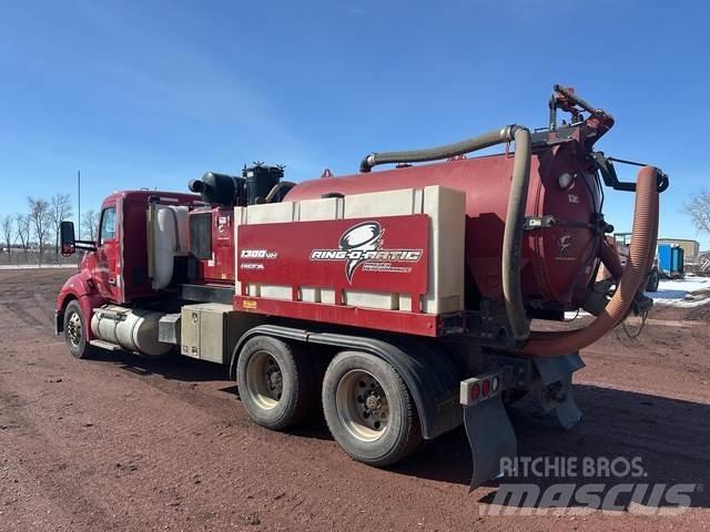 Kenworth T680 Bagri goseničarji