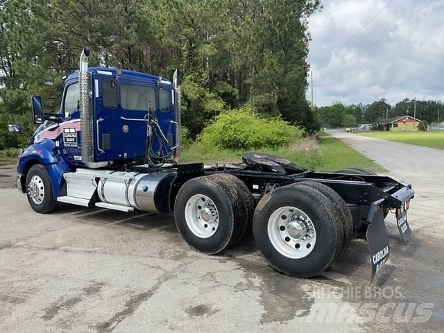 Kenworth T680 Vlačilci