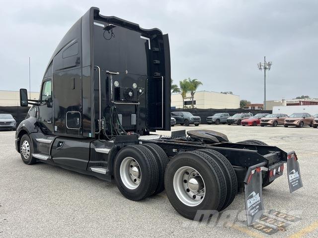 Kenworth T680 Vlačilci