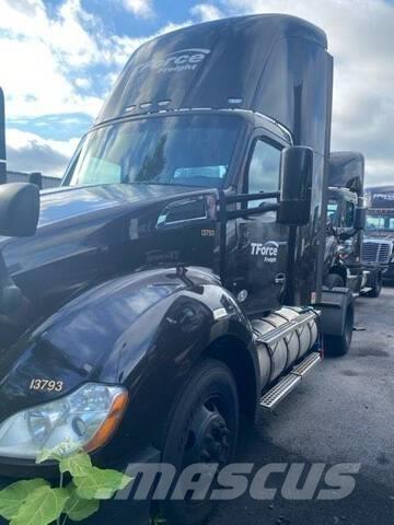 Kenworth T680 Vlačilci